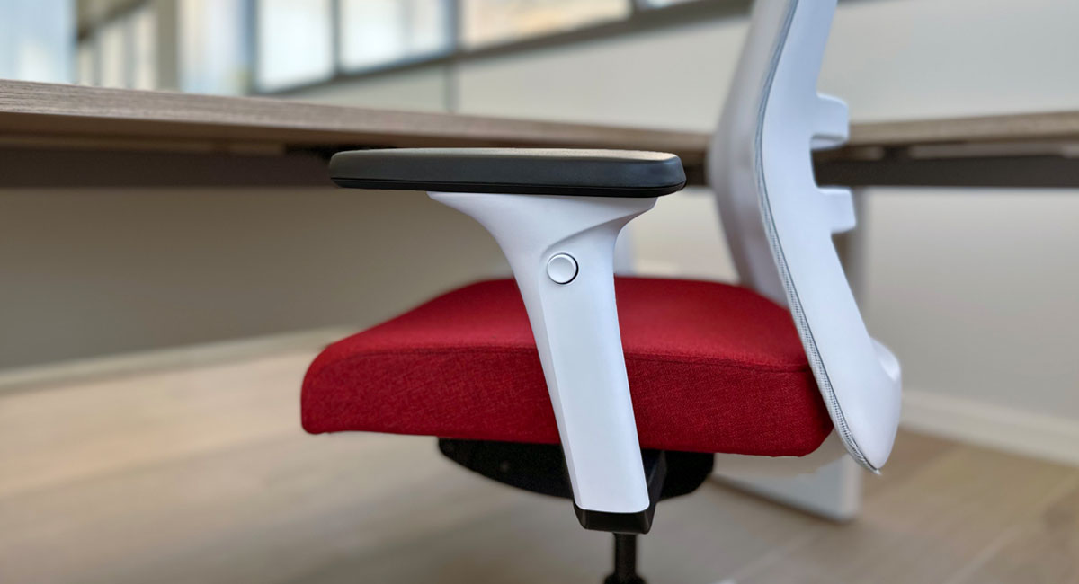 Instal·lacions amb taules STAR i ECO i cadires BOLD, SHIFT i HOWDY. detalle:14